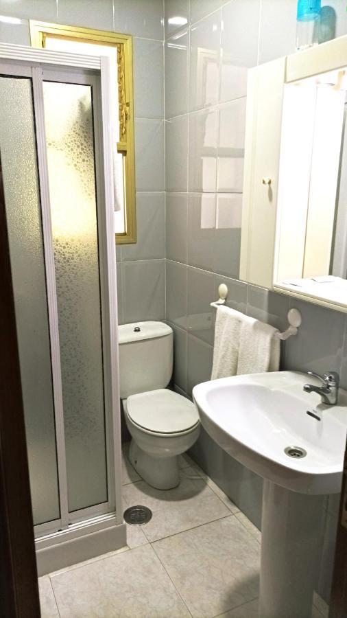 Garden Lodge Hostal Evencio Ribadavia Luaran gambar