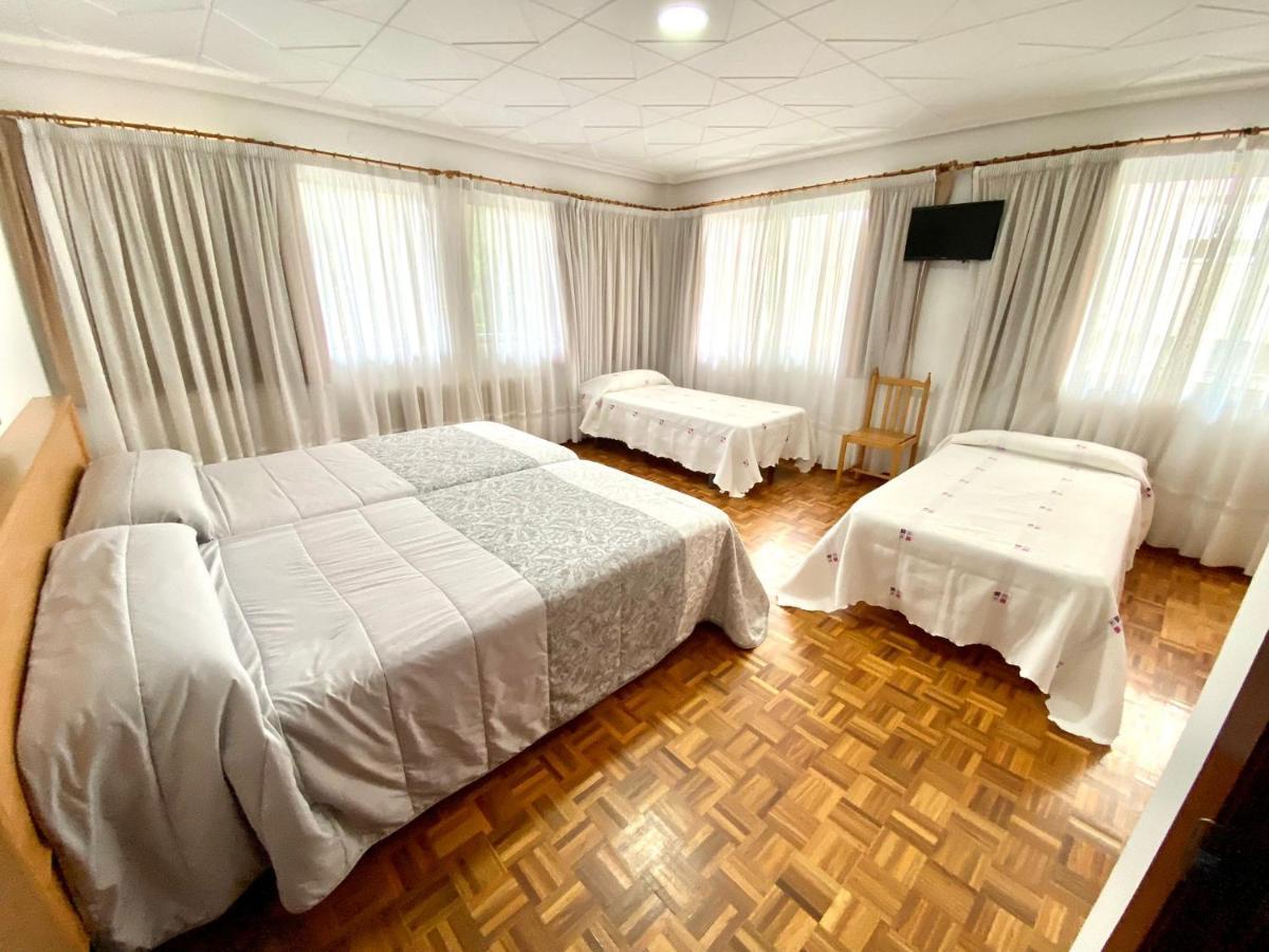 Garden Lodge Hostal Evencio Ribadavia Luaran gambar