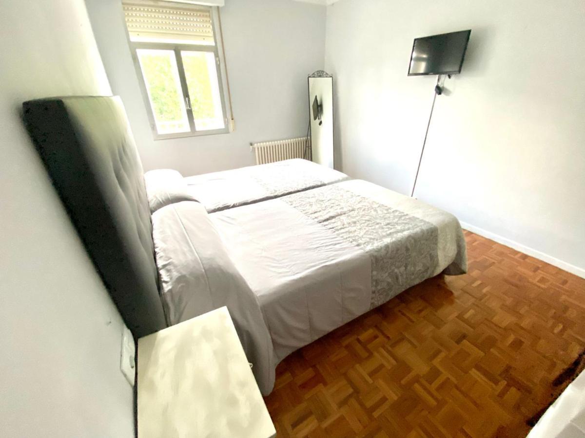 Garden Lodge Hostal Evencio Ribadavia Luaran gambar