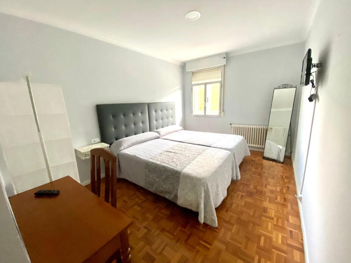 Garden Lodge Hostal Evencio Ribadavia Luaran gambar